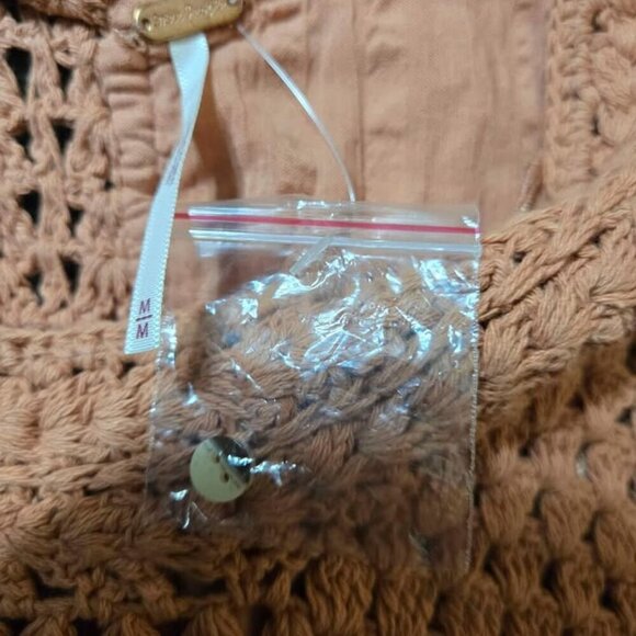 NWOT ✨FREE PEOPLE✨ Megan Crochet Top Size Medium in Coral with Open Back - Picture 9 of 9